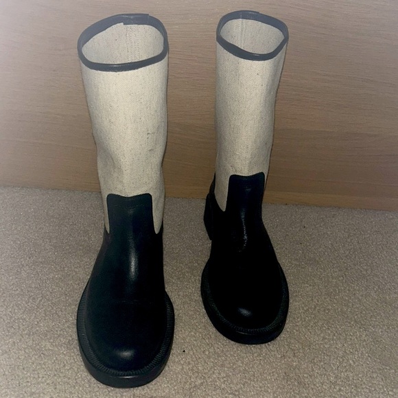 Black mid calf riding boot - Picture 2 of 5